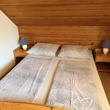 Ilona Apartmanhazak Apartament *